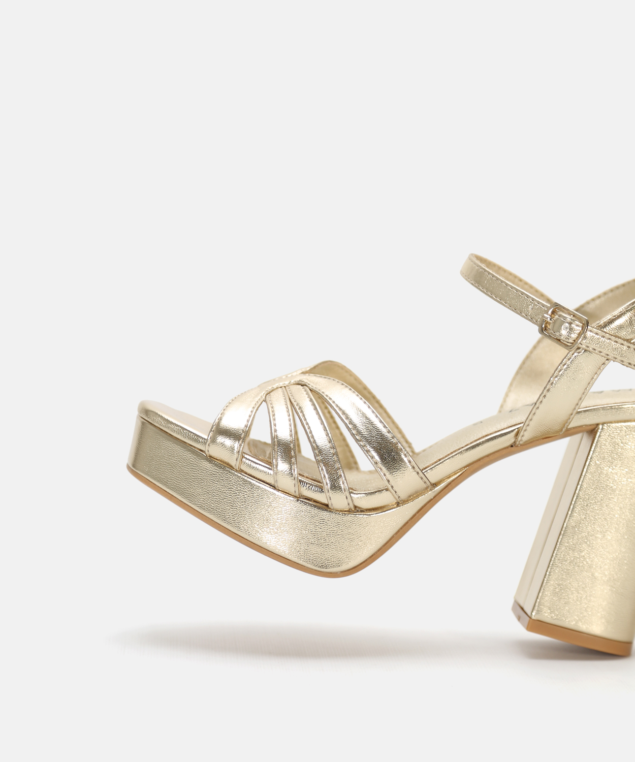 Sand&aacute;lia plataforma multitiras image number null